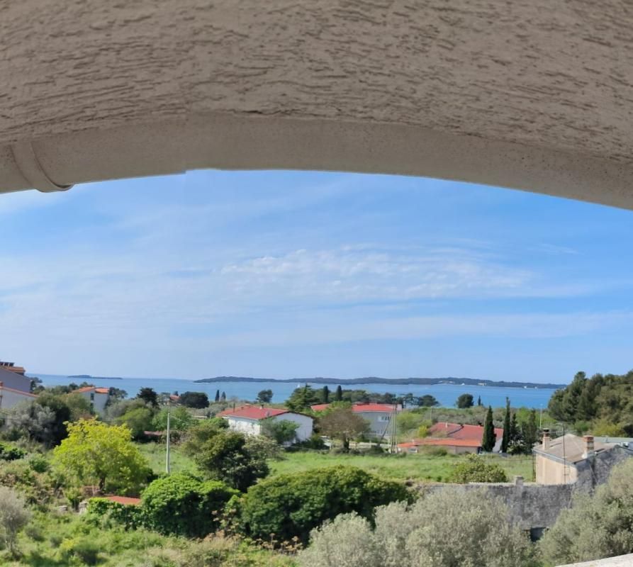 Hôtel à Fažana, Croatie, 320 m² - image 1