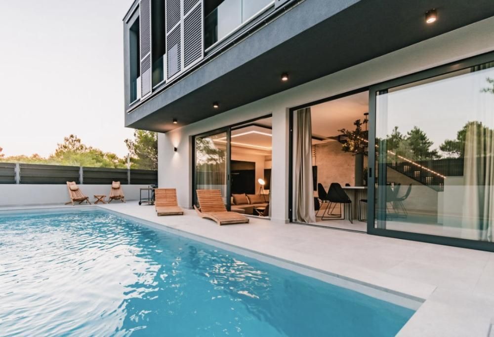 Villa en Vodice, Croacia, 200 m² - imagen 1
