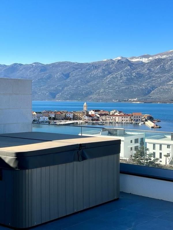 Villa en Zadar, Croacia, 266 m² - imagen 1