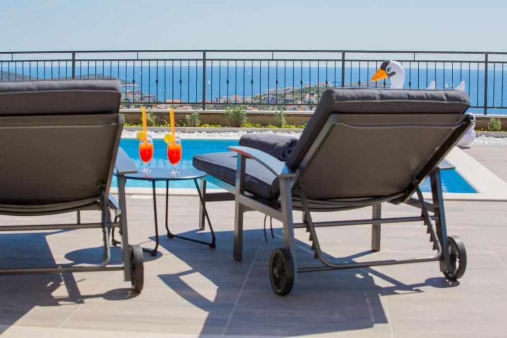 Villa Sevid, Croacia, 383 m² - imagen 1