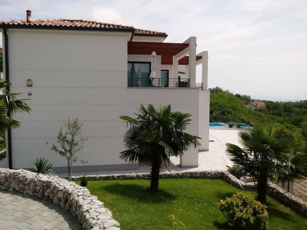 Villa en Rijeka, Croacia, 400 m² - imagen 1