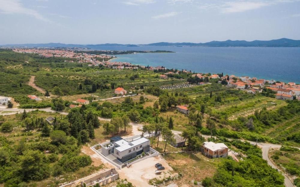 Villa à Zadar, Croatie, 453 m² - image 1