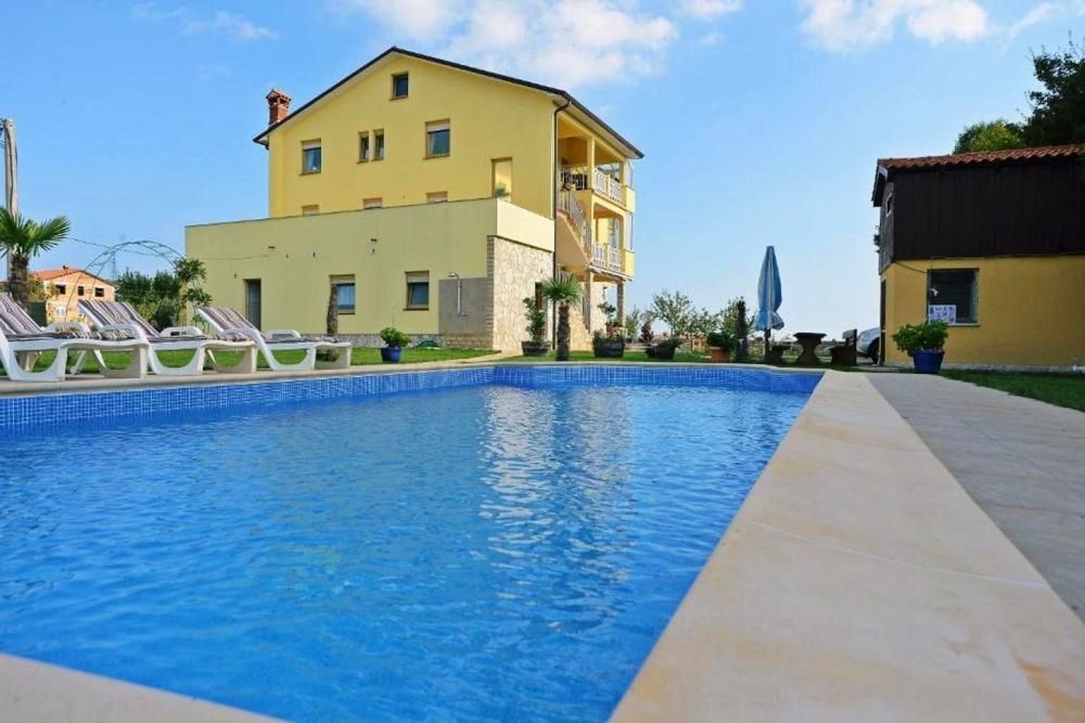 Villa à Labin, Croatie, 500 m² - image 1