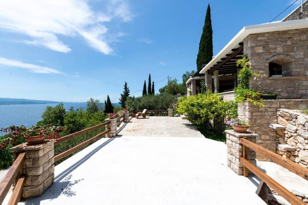 Hotel Bol, Kroatien, 302 m² - Foto 1
