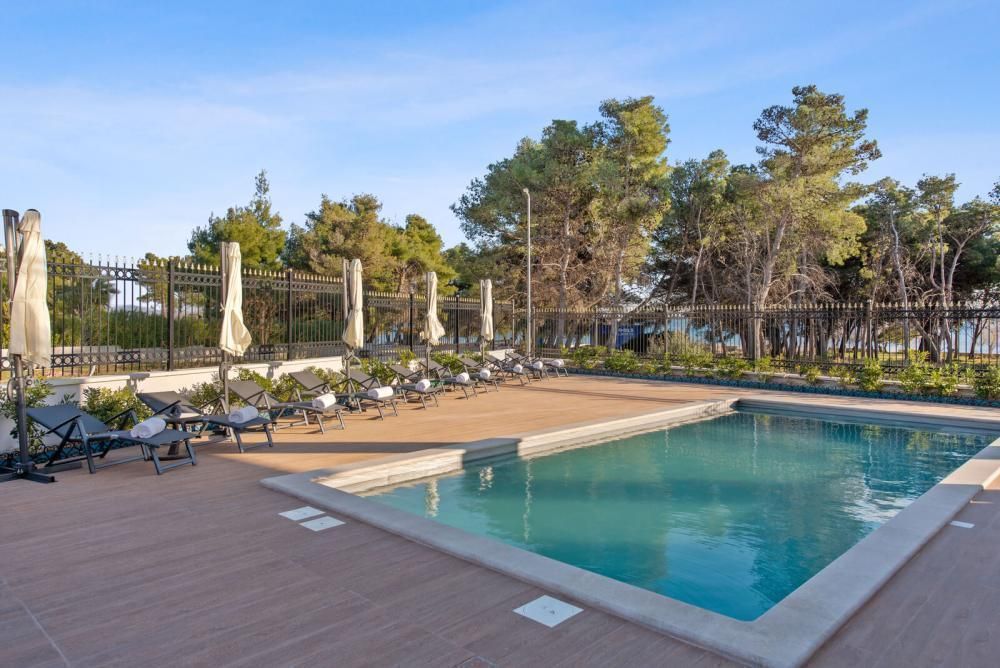 Villa en Vodice, Croacia, 530 m² - imagen 1