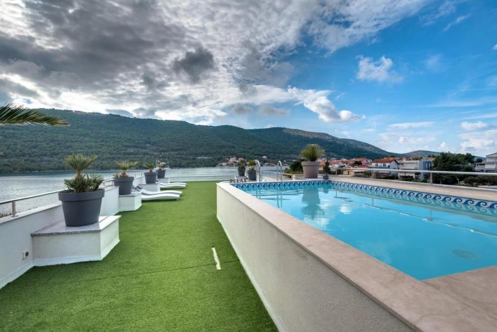 Hotel Sibenik, Croatia, 510 m² - picture 1