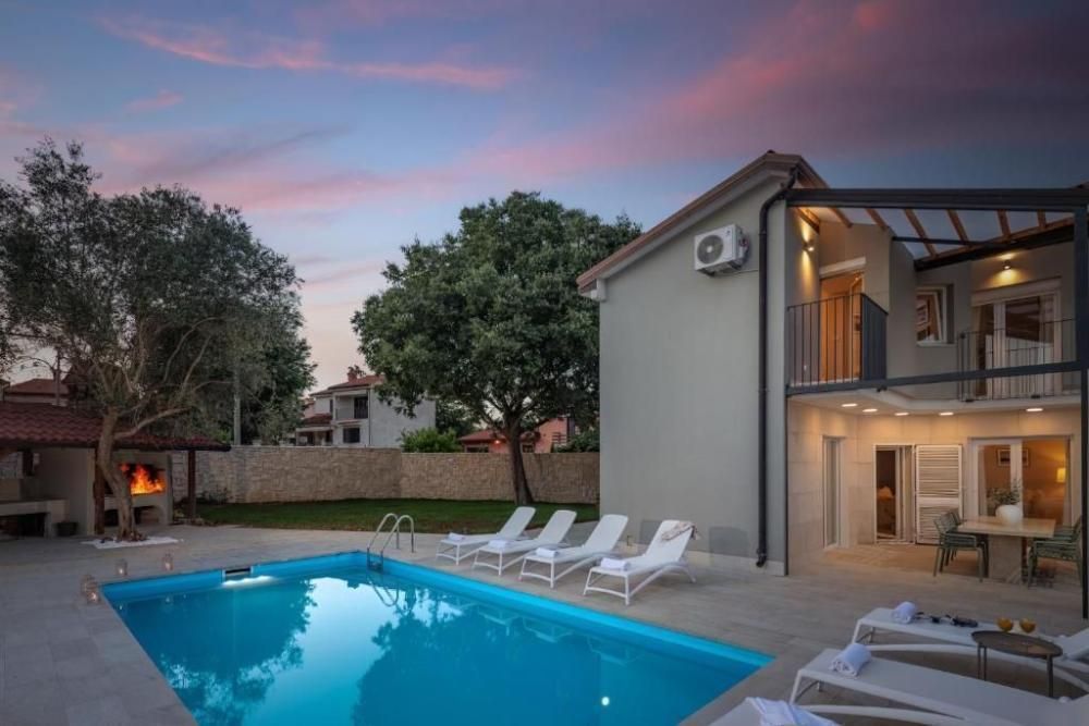 Villa en Brtonigla, Croacia, 165 m² - imagen 1