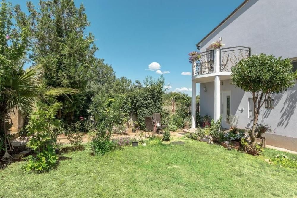 Hotel in Pula, Kroatien, 360 m² - Foto 1