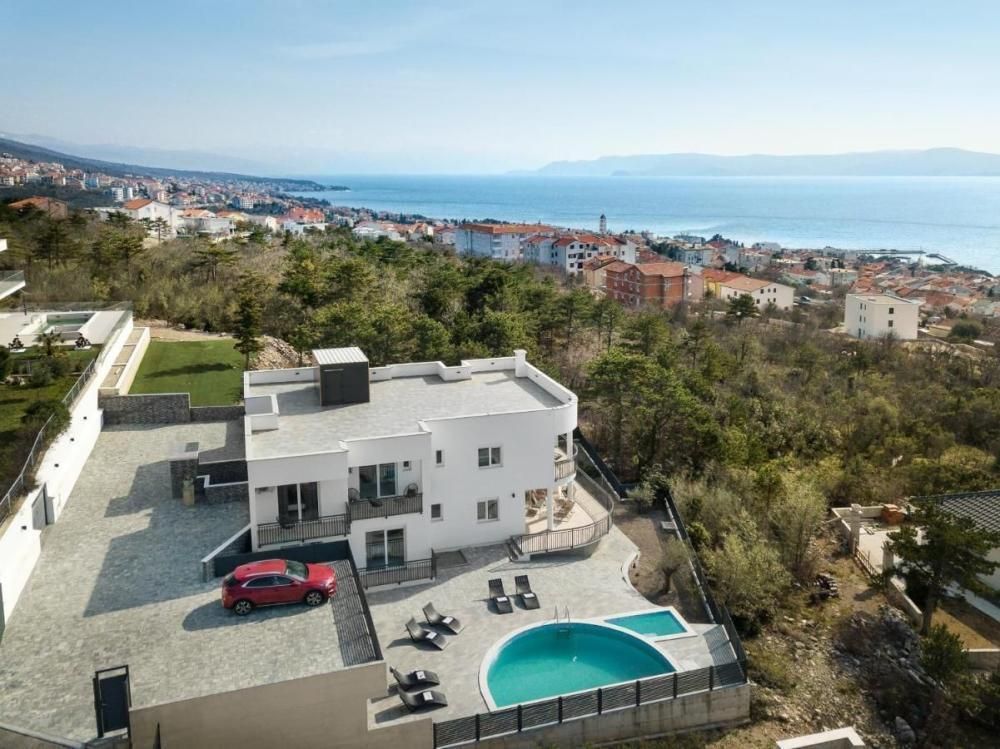 Villa in Crikvenica, Kroatien, 585 m² - Foto 1