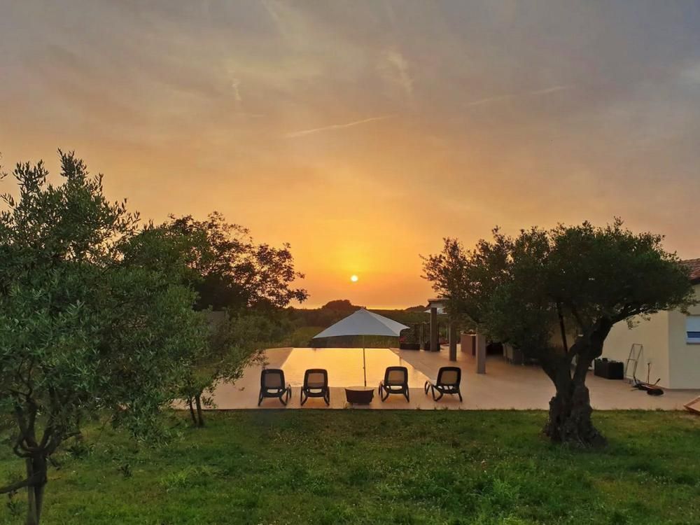 Villa in Novigrad, Kroatien, 165 m² - Foto 1