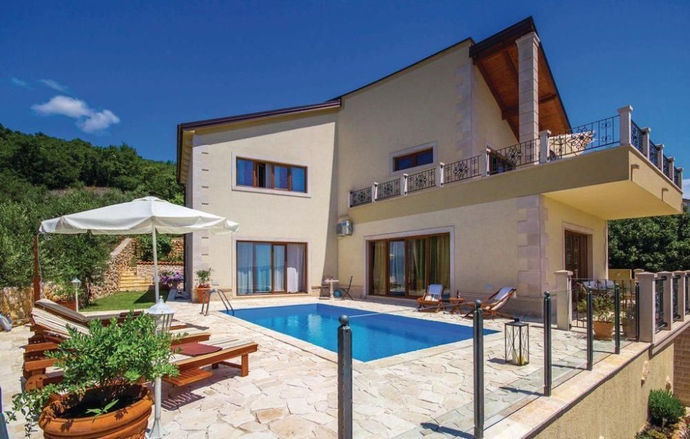 Villa Kostrena, Croacia, 250 m² - imagen 1