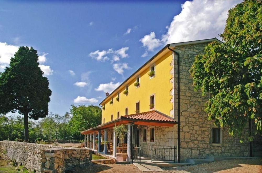 Hotel en Rabac, Croacia, 550 m² - imagen 1