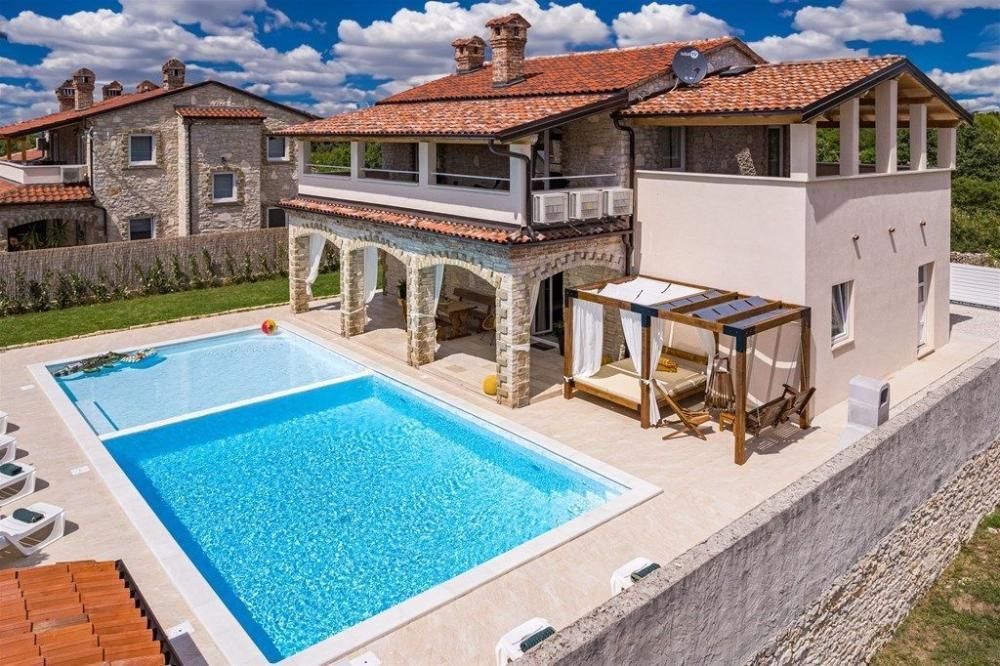 Villa en Svetvincenat, Croacia, 170 m² - imagen 1