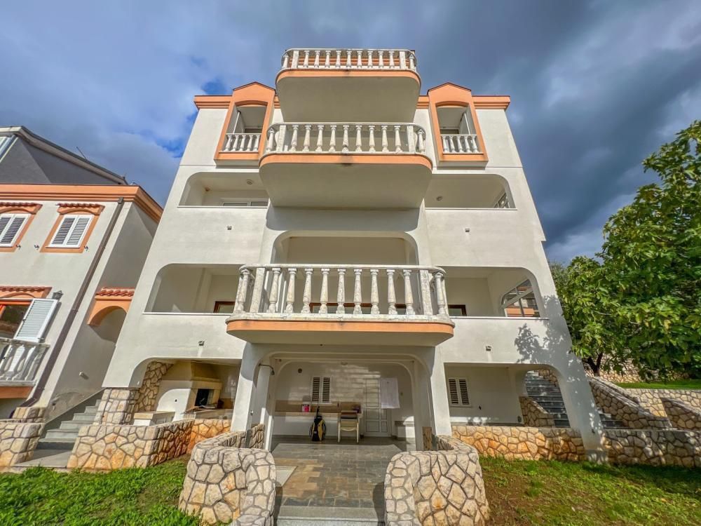Hotel en Crikvenica, Croacia, 800 m² - imagen 1