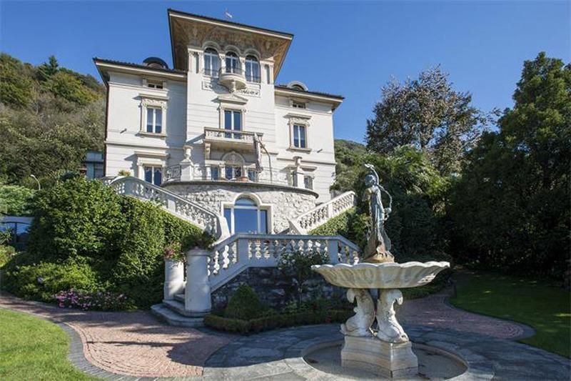 Villa in Opatija, Croatia, 460 m² - picture 1