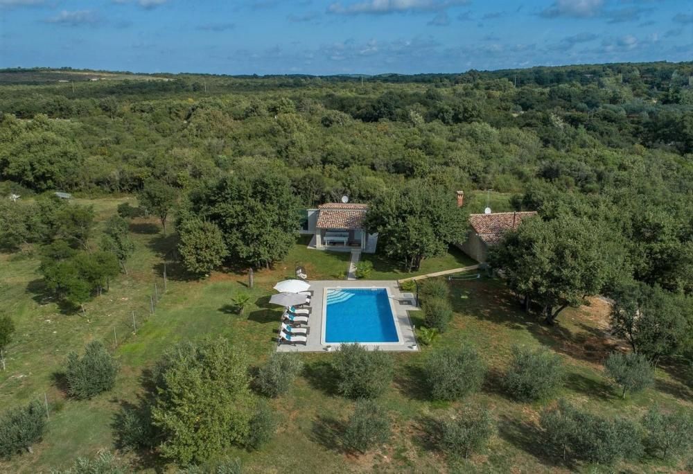 Villa à Rovinj, Croatie, 115 m² - image 1