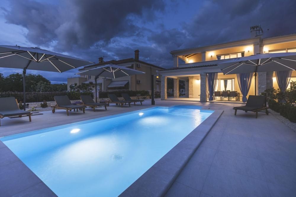 Villa in Umag, Kroatien, 210 m² - Foto 1