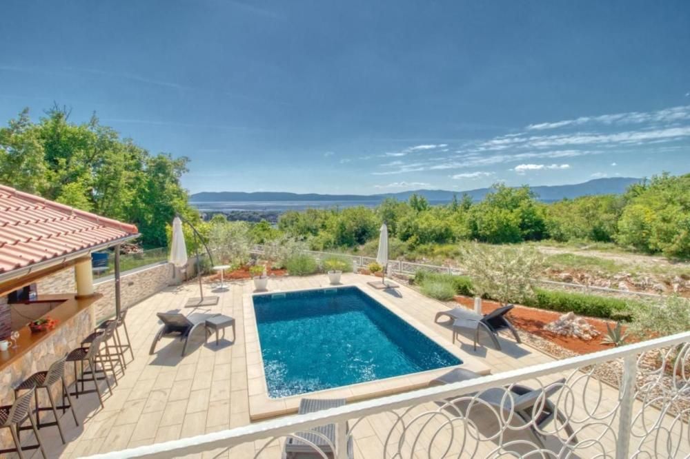 Villa Omisalj, Croacia, 260 m² - imagen 1