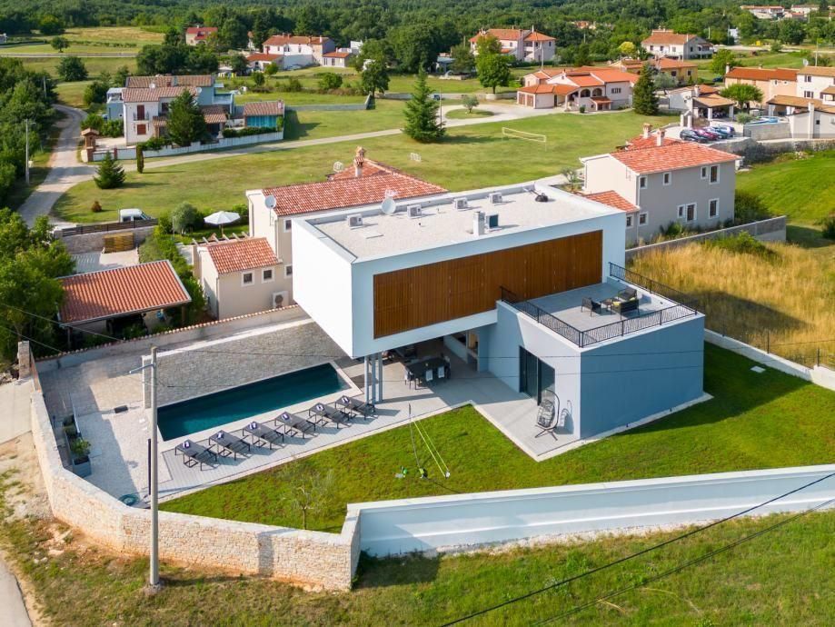 Villa en Svetvincenat, Croacia, 252 m² - imagen 1