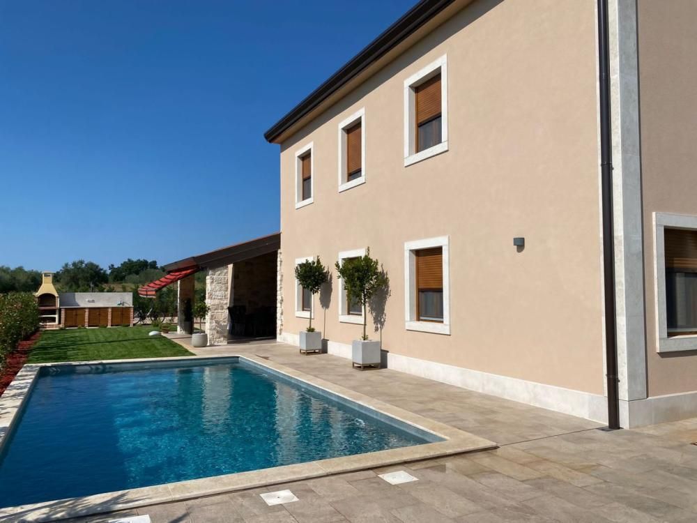 Villa in Brtonigla, Croatia, 194 m² - picture 1