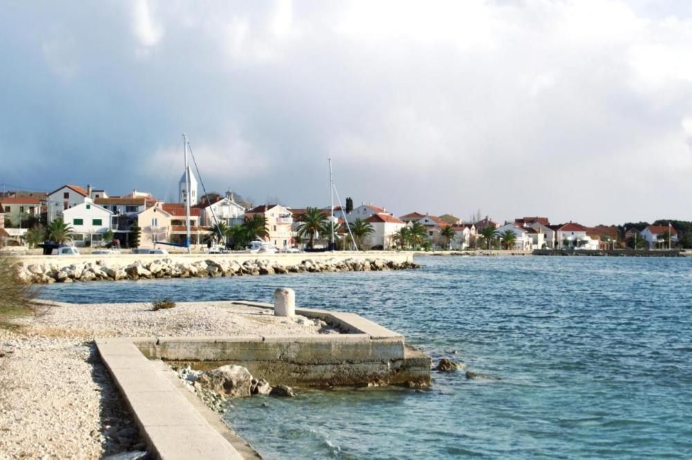 Hôtel à Zadar, Croatie, 651 m² - image 1