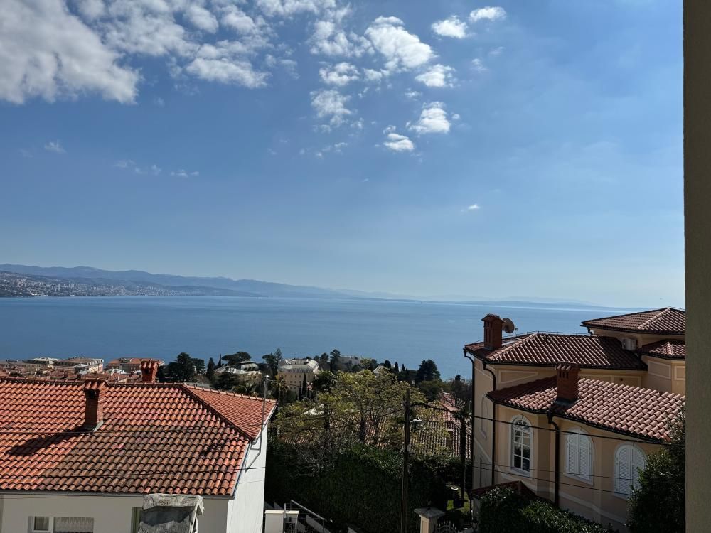 Villa in Opatija, Kroatien, 410 m² - Foto 1
