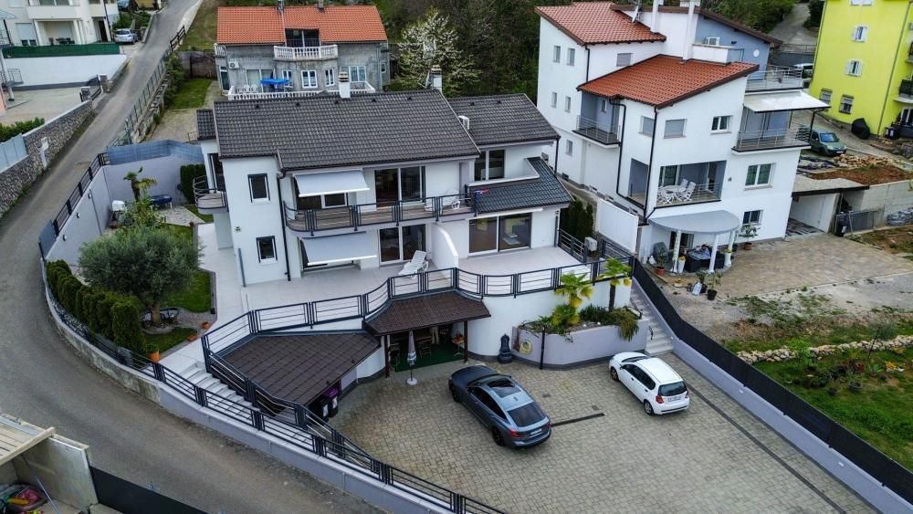 Hôtel à Opatija, Croatie, 505 m² - image 1