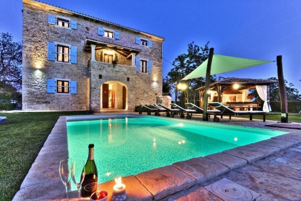 Villa in Umag, Kroatien, 180 m² - Foto 1