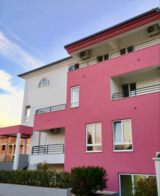 Hôtel à Fažana, Croatie, 648 m² - image 1