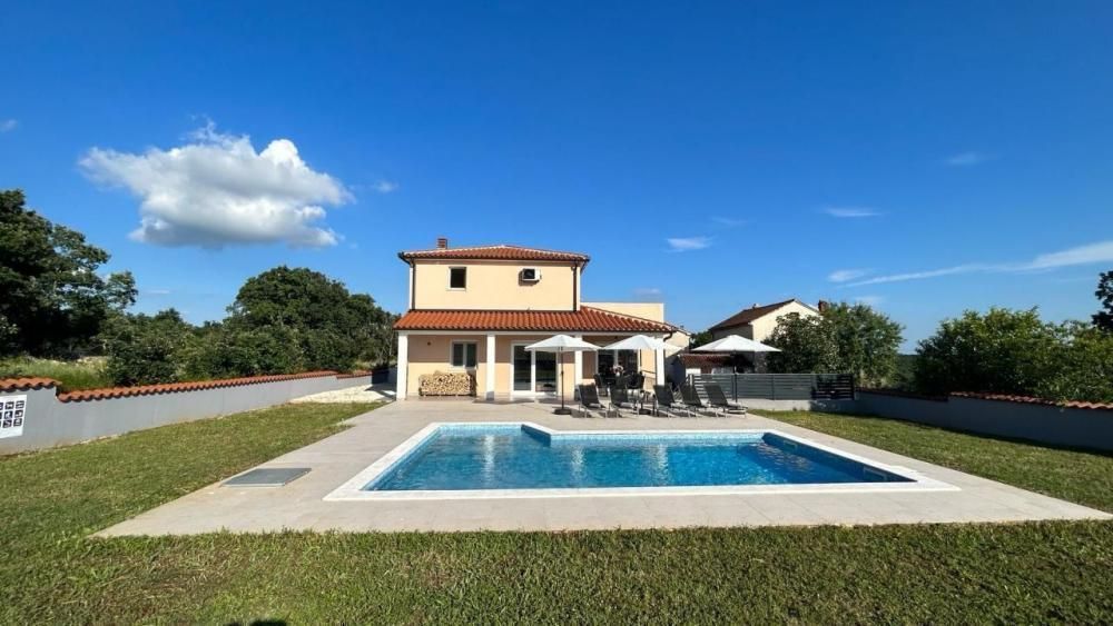 Villa in Vodnjan, Croatia, 149 m² - picture 1
