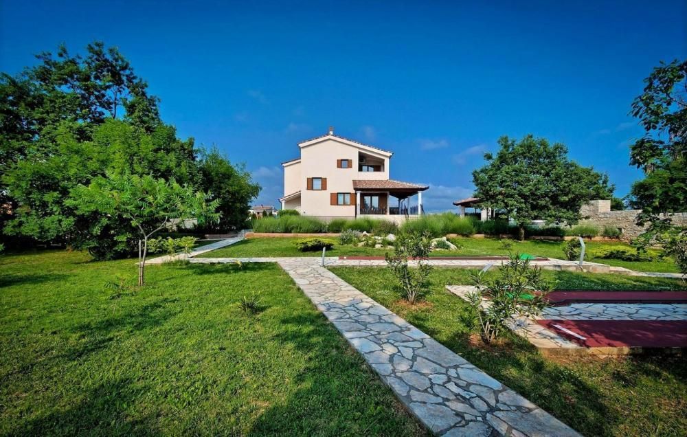 Villa à Svetvincenat, Croatie, 294 m² - image 1