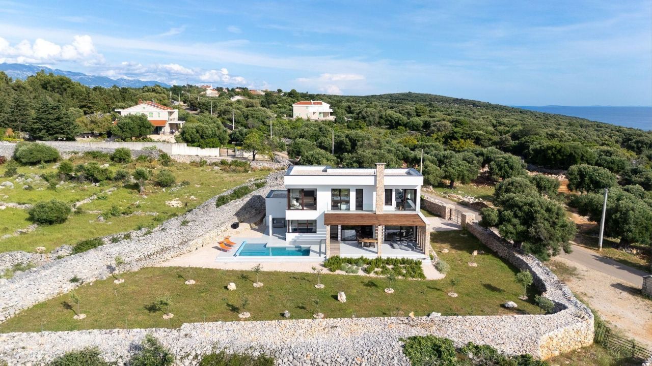 Villa Lun, Novalja, Croacia, 192 m² - imagen 1