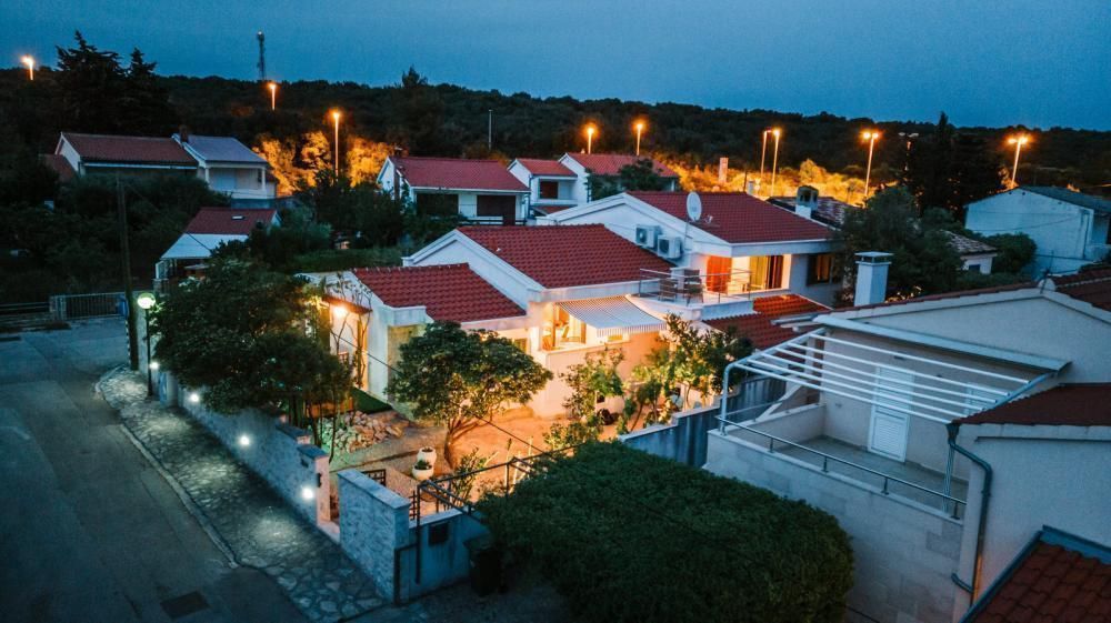 Hotel in Petrkane, Kroatien, 196 m² - Foto 1