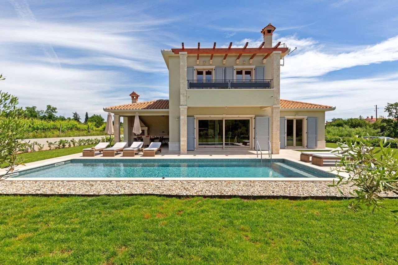 Villa in Labin, Croatia, 170 m² - picture 1