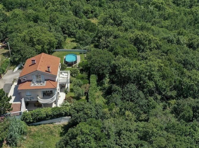 Villa Grižane-Belgrad, Croacia, 278 m² - imagen 1