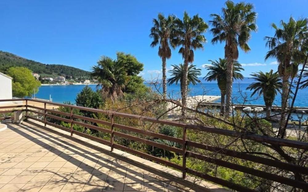 Hotel Zaostrog, Croacia, 507 m² - imagen 1