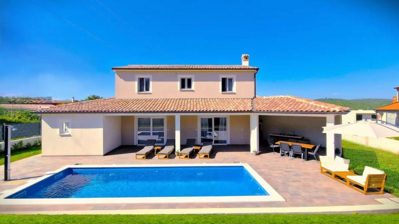Villa in Rovinj, Croatia, 127 m² - picture 1