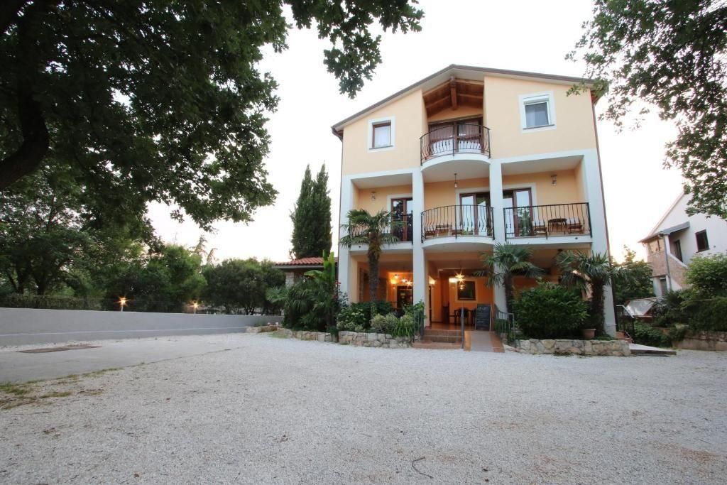 Hôtel à Rovinj, Croatie, 864 m² - image 1