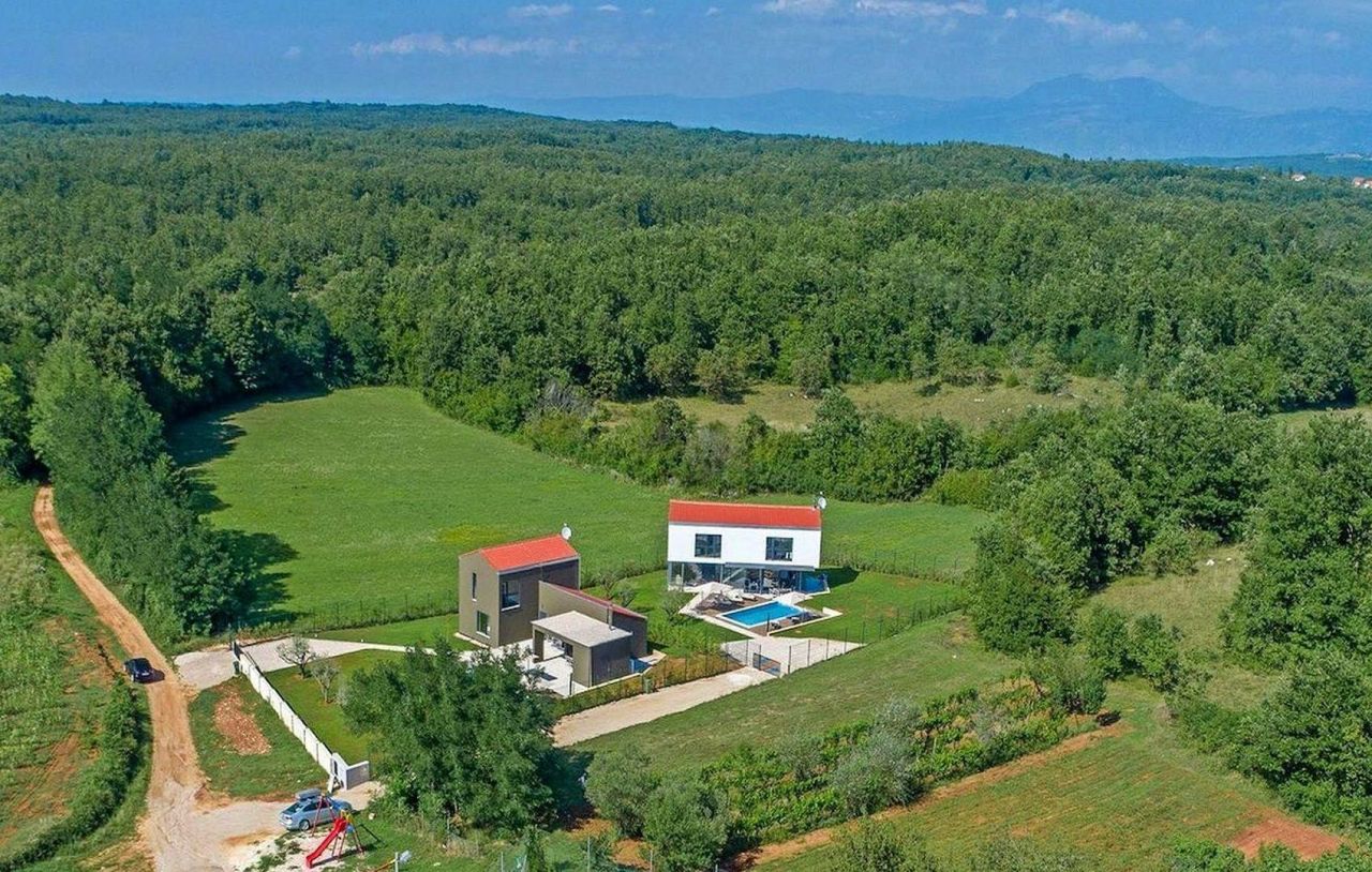 Villa Barban, Croatia, 370 m² - picture 1
