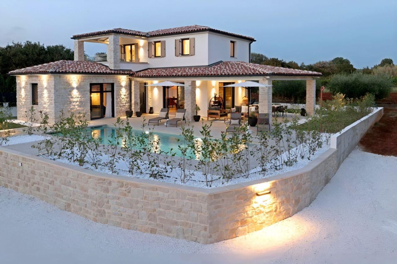 Villa à Poreč, Croatie, 165 m² - image 1