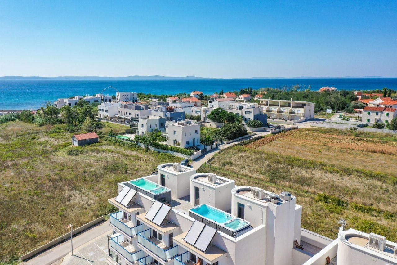 Villa à Prilaka, Croatie, 189 m² - image 1