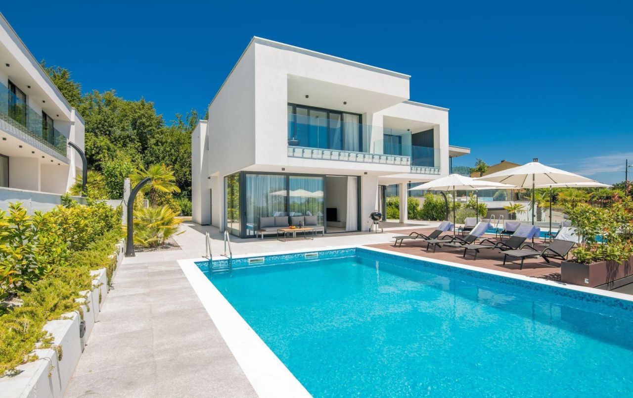 Villa in Opatija, Kroatien, 269 m² - Foto 1