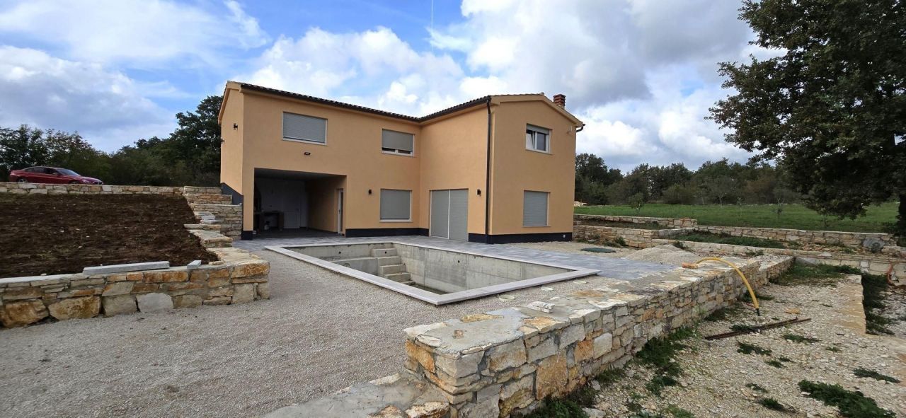 Villa in Svetvincenat, Croatia, 190 m² - picture 1