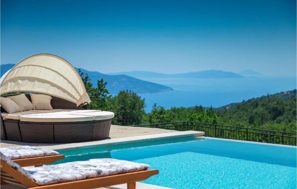 Villa Mošćenička Draga, Croacia, 240 m² - imagen 1