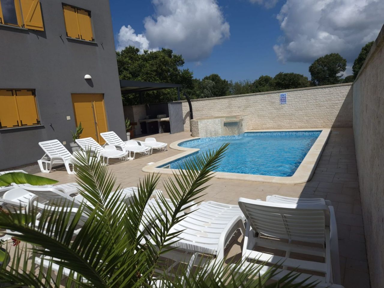 Hotel Valbandon, Kroatien, 300 m² - Foto 1