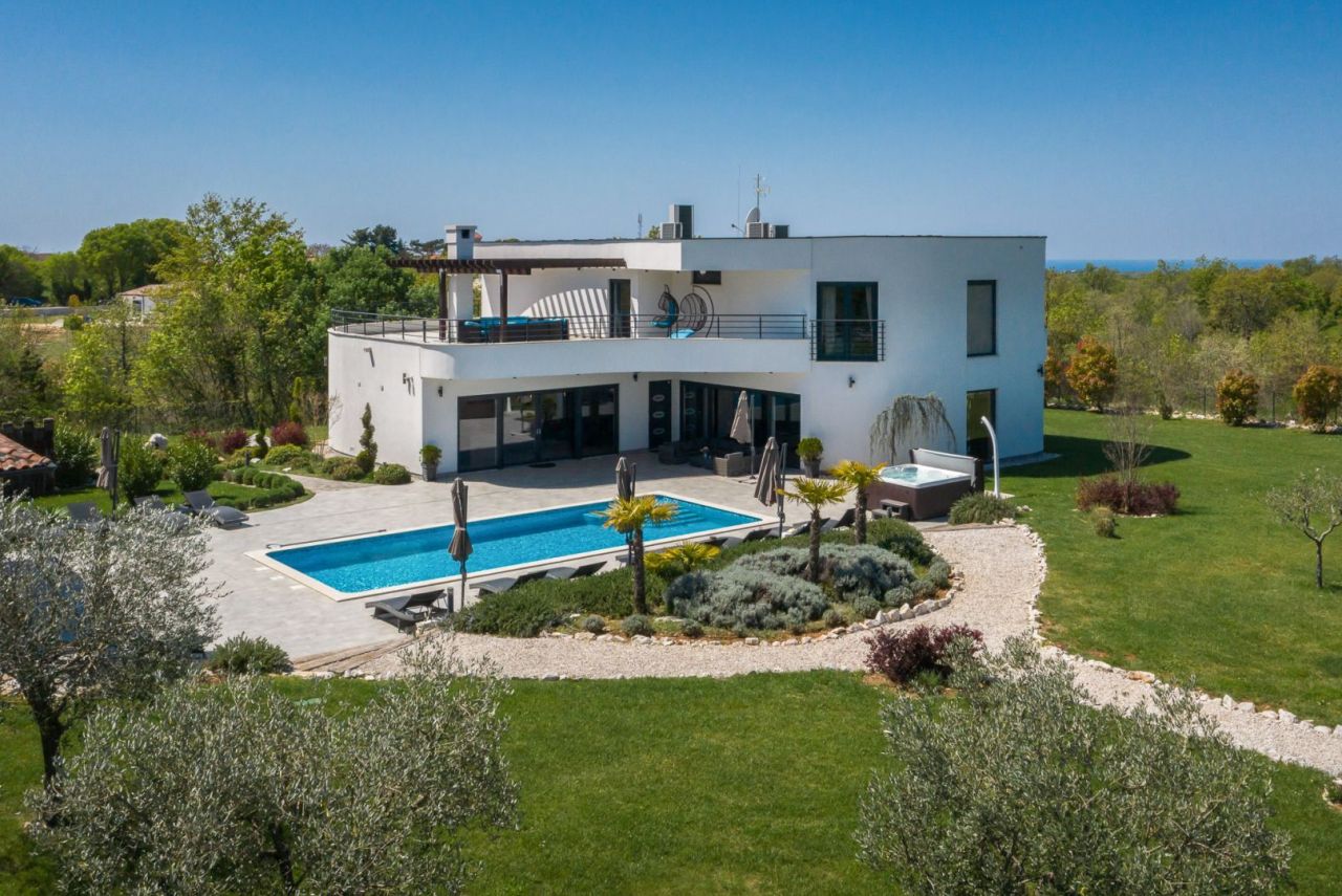 Villa Juršići, Croacia, 487 m² - imagen 1