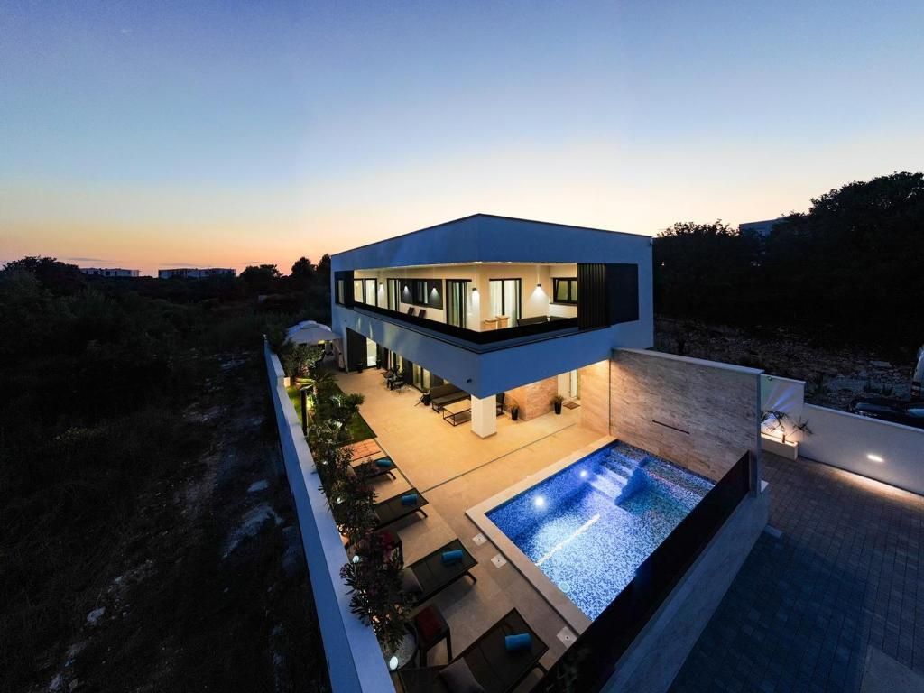 Villa en Medulin, Croacia, 175 m² - imagen 1