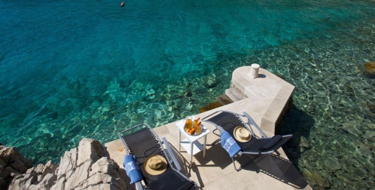 Villa sur le Brač, Croatie, 450 m² - image 1