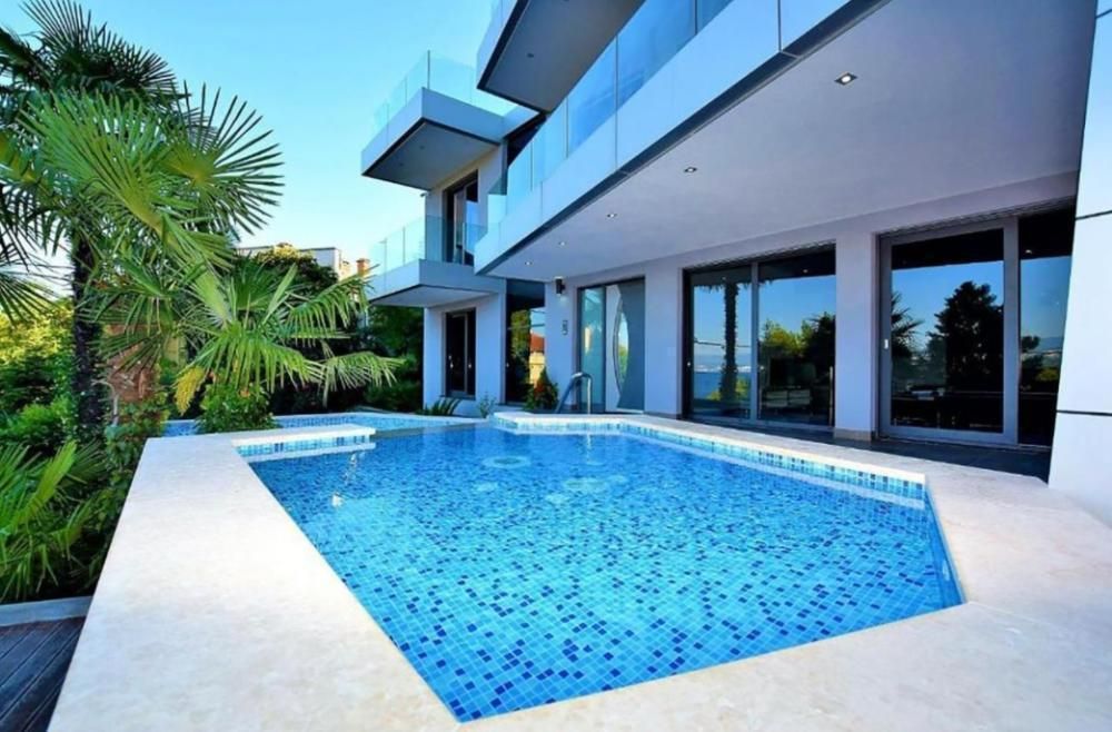 Villa a Opatija, Croazia, 756 m² - foto 2