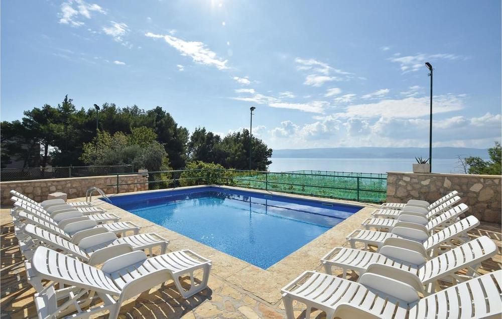 Hotel in Omis, Croatia, 700 m² - picture 2